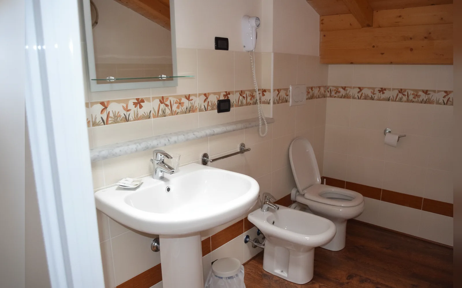 Camera con bagno privato — Agriturismo Corte Maccini, Verona (foto 23)